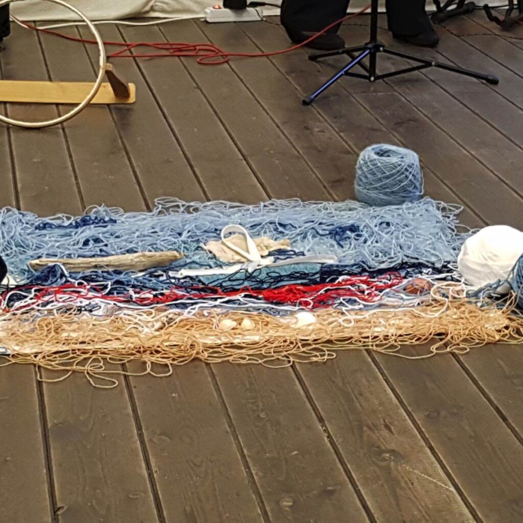 Fili D'incanto- Performance Artistica- Poesia- Musica E Arte- Cucidipinti- Song Of The Sea