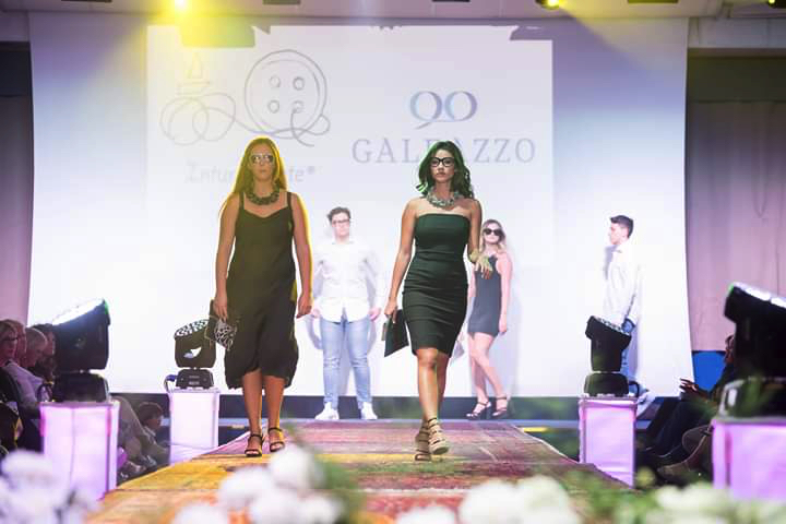 Inturciuniate Defilèe D'amour.