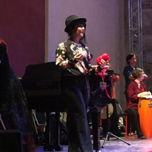 suoni tra le dita- giovanni mattaliano- cuciarte- performance- musica e arte